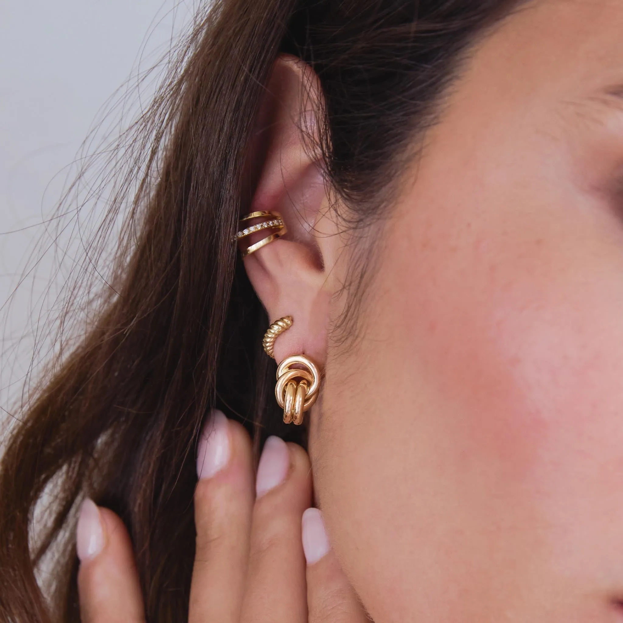 14k Gold Twisted Thick Huggie Hoops