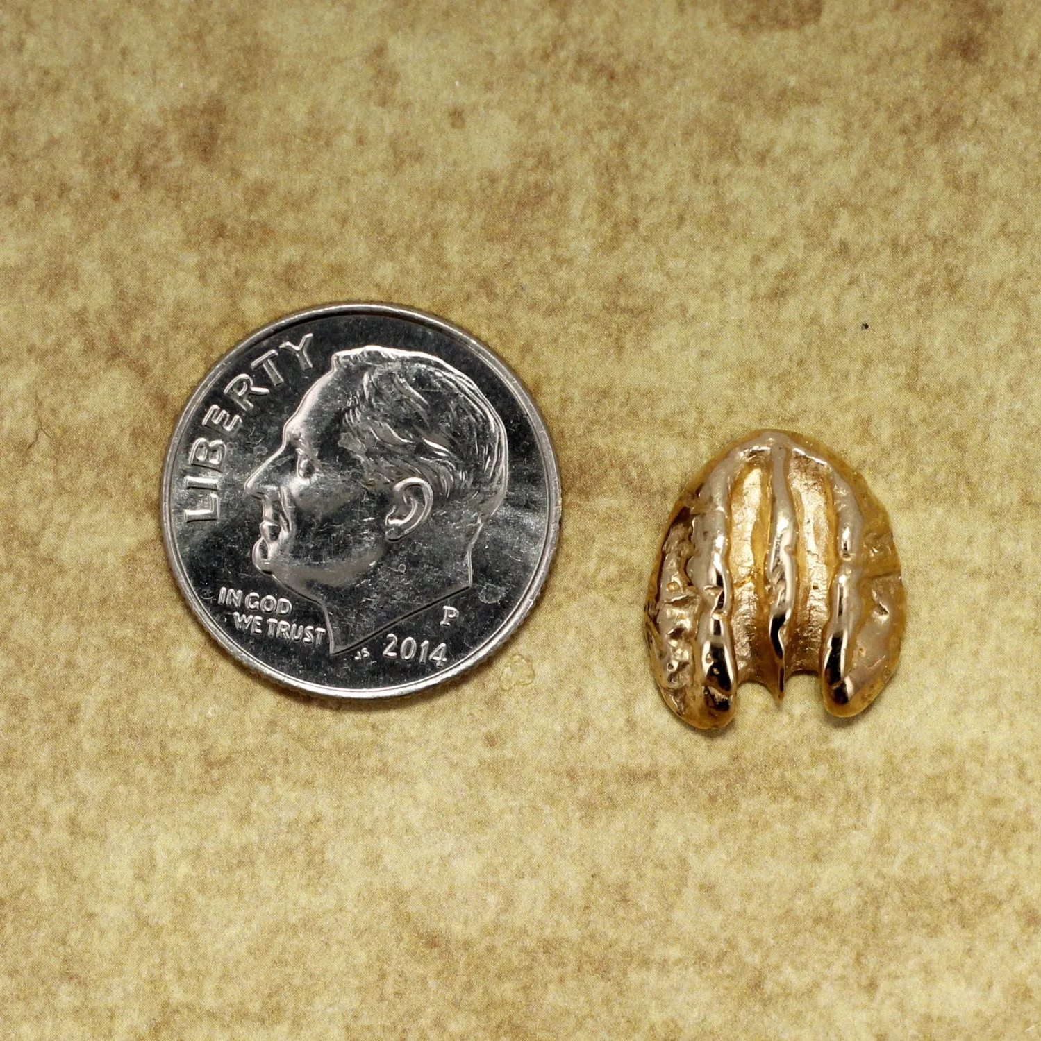 14kt. Gold  Pecan Tie Tack / Lapel Pin