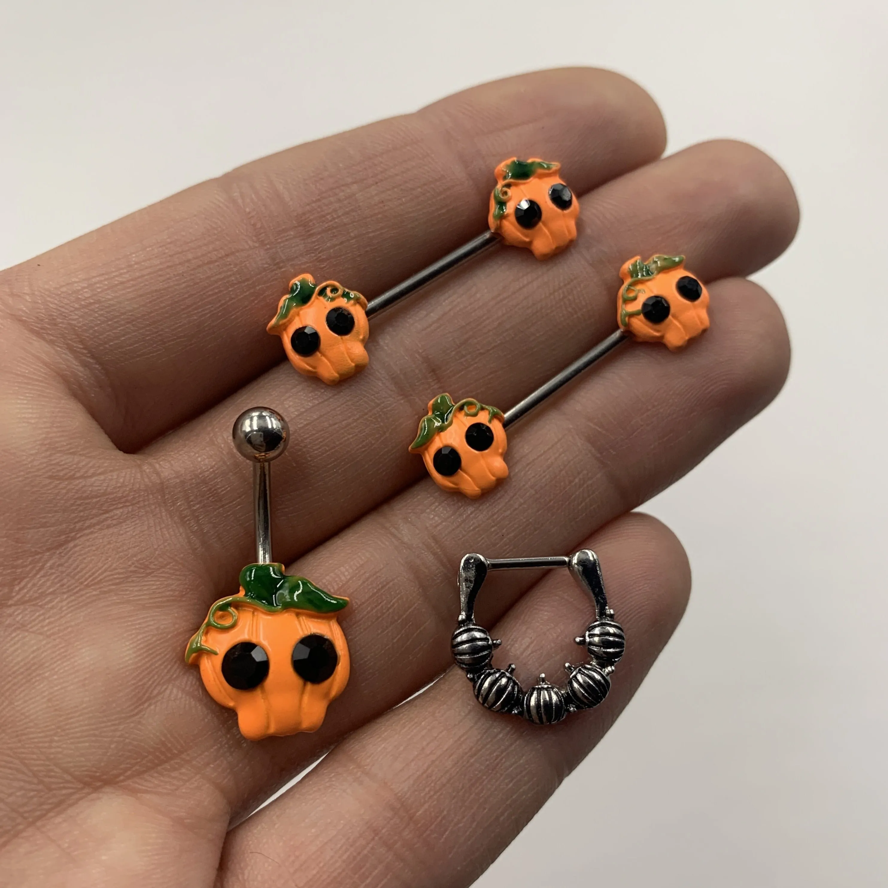 16 Gauge 5/16 Pumpkin Patch Halloween Septum Clicker