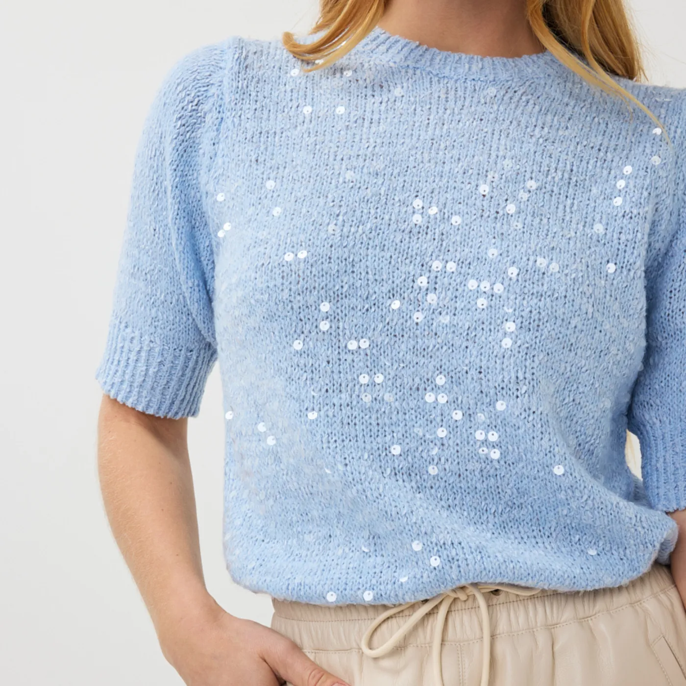 Esqualo Short Sleeve Sequin Sweater | Champagne / Sky Blue