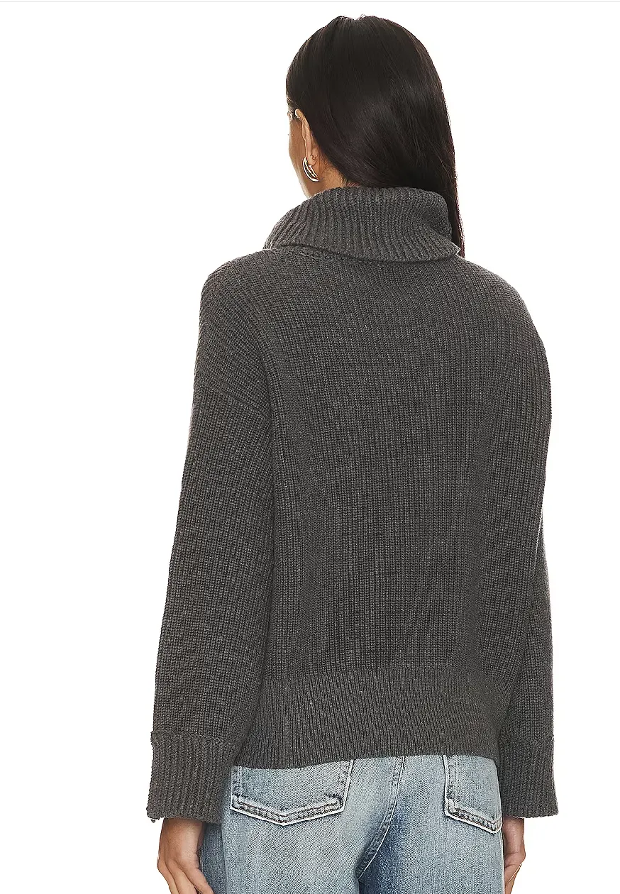 Giana Turtleneck Pullover in Charcoal Grey