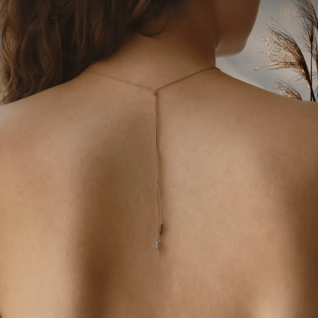 GREY MOONSTONE DOUBLE TERMINATED POINT NECKLACE