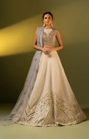 Indian Wedding Dress in Lehenga Choli Dupatta Style