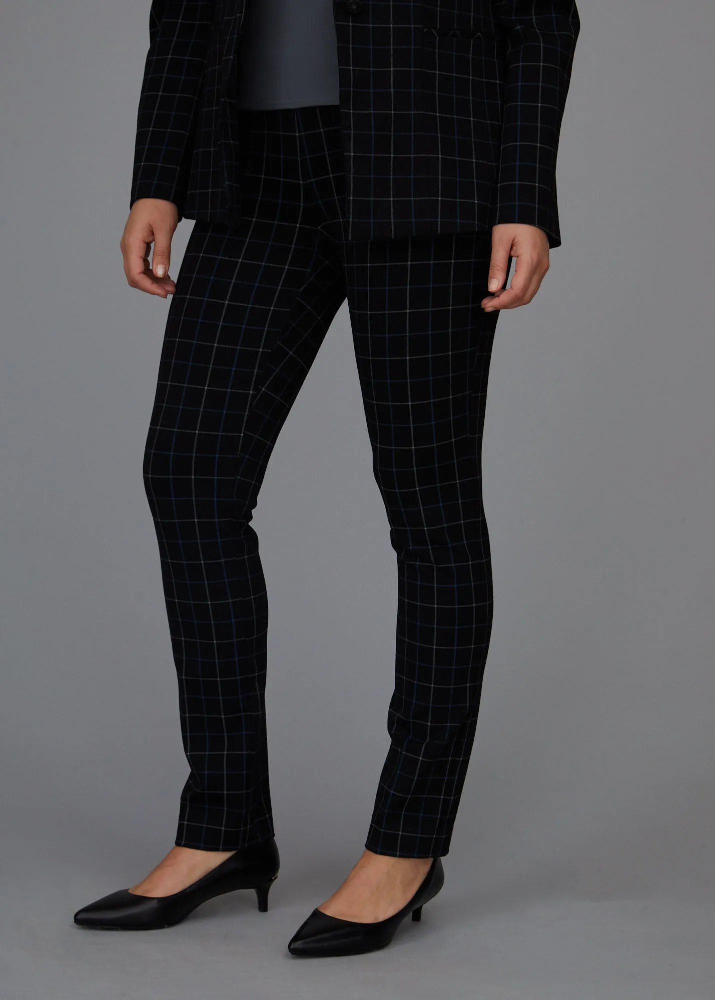 Jules Straight Leg Pant - Wall Street Plaid: FINAL SALE