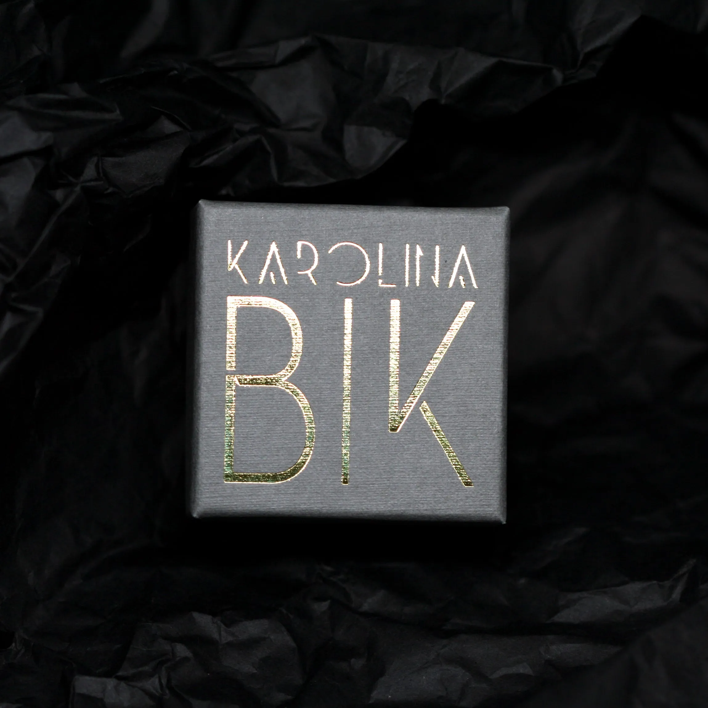 Nest Brooch Gold with Black Diamond