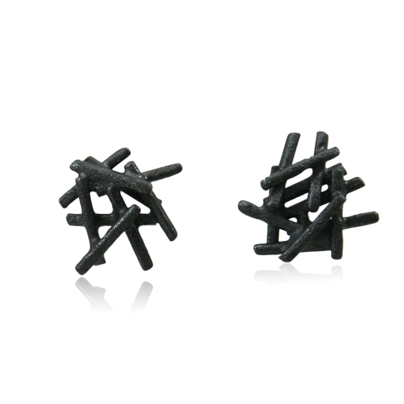 Nest Earrings Black