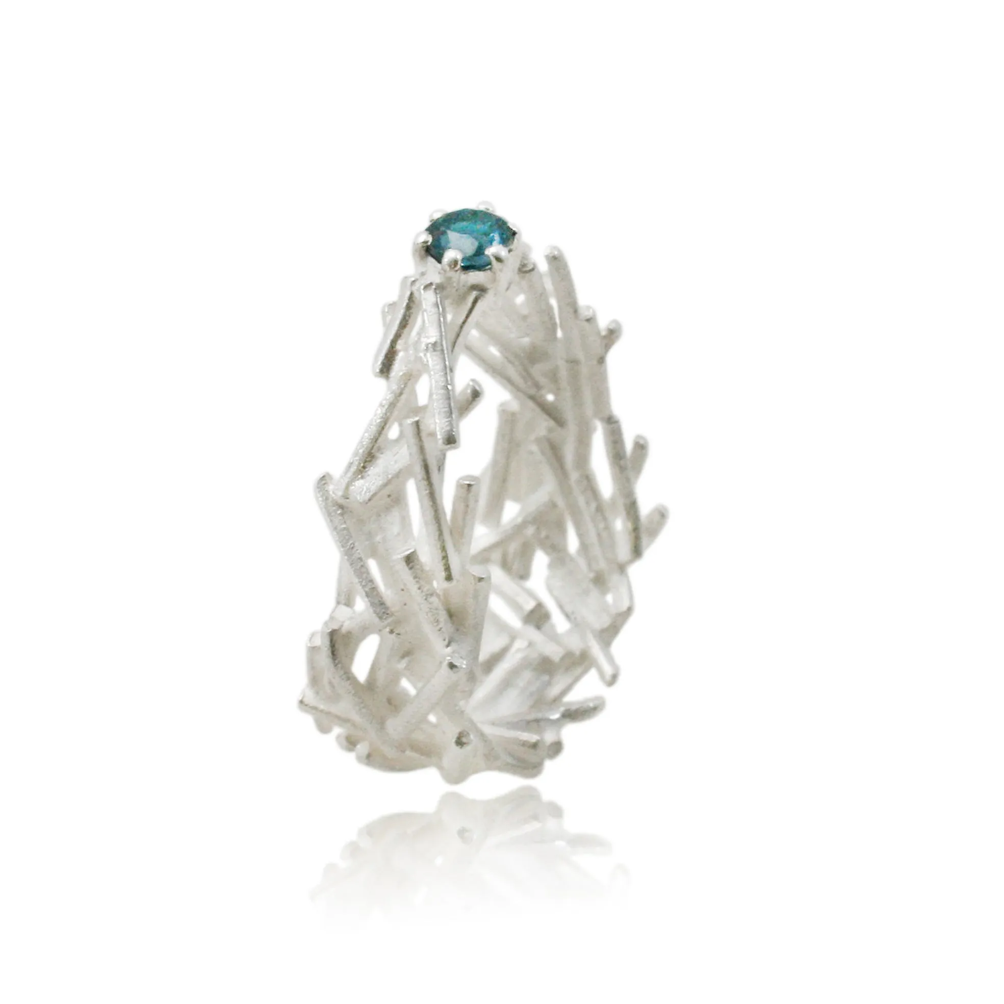 Nest Oval Ring silver with  Blue Topaz