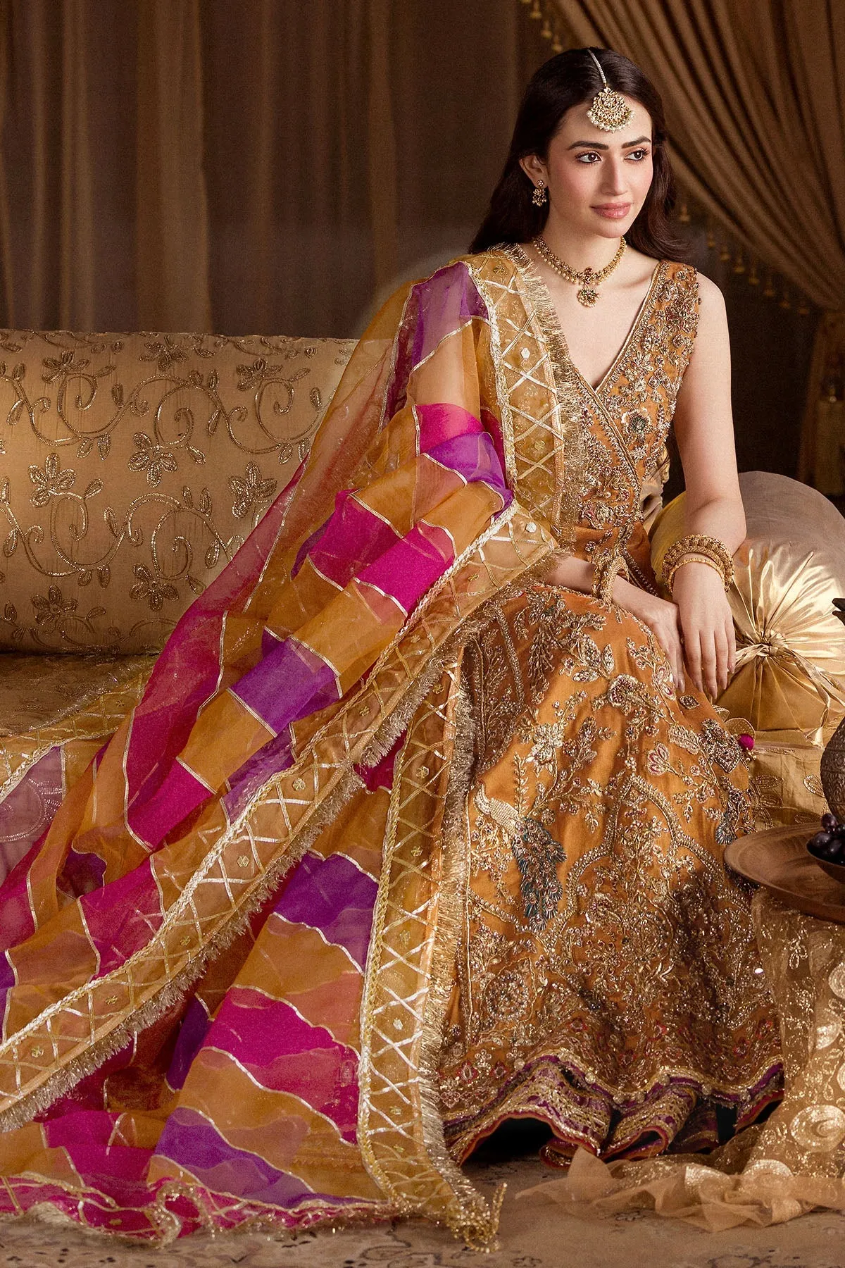 Pakistani Wedding Mehndi Dress in Lehenga Kameez Style
