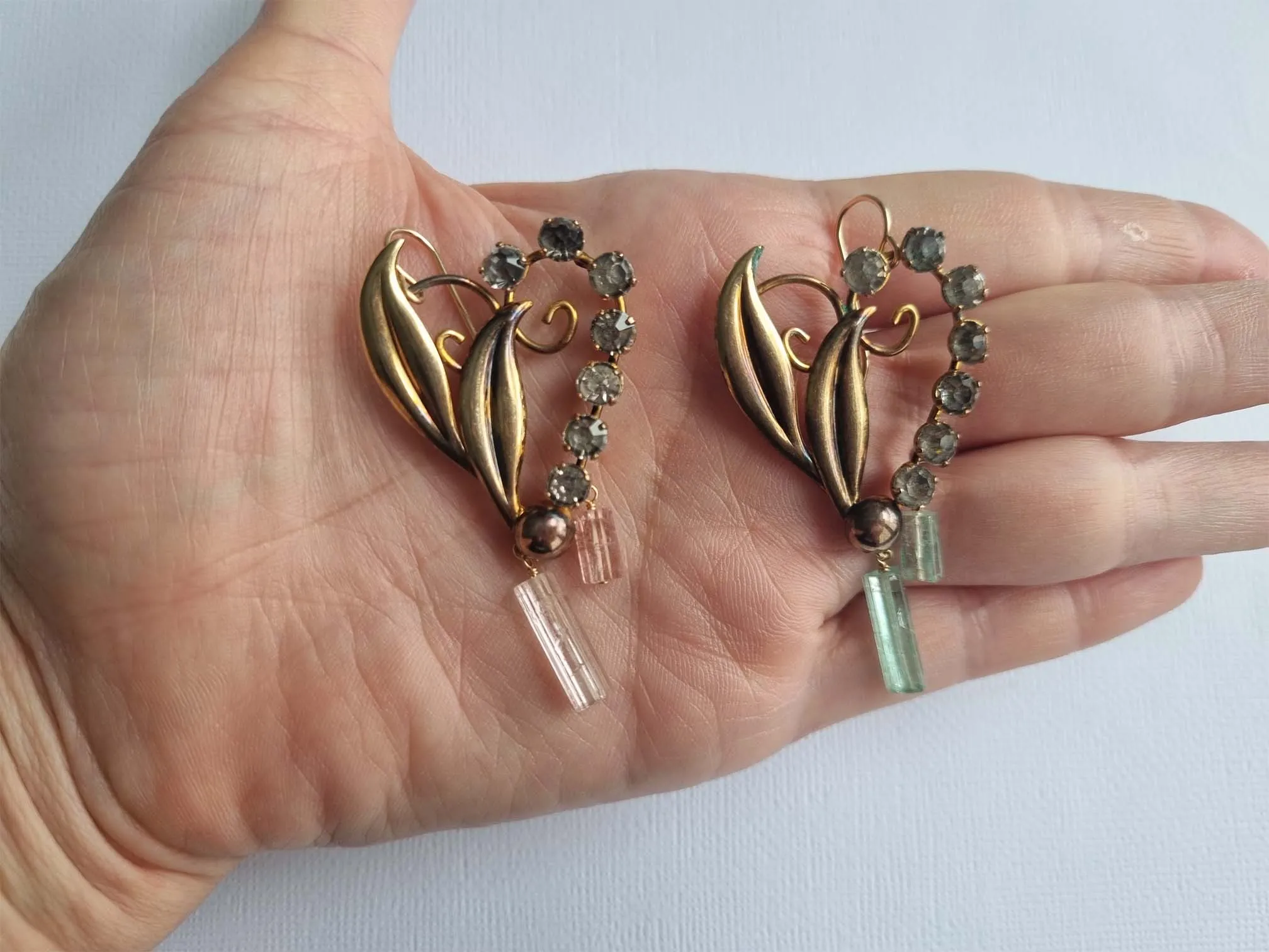 pastel hearts | vintage rhinestone heart pink tourmaline earrings