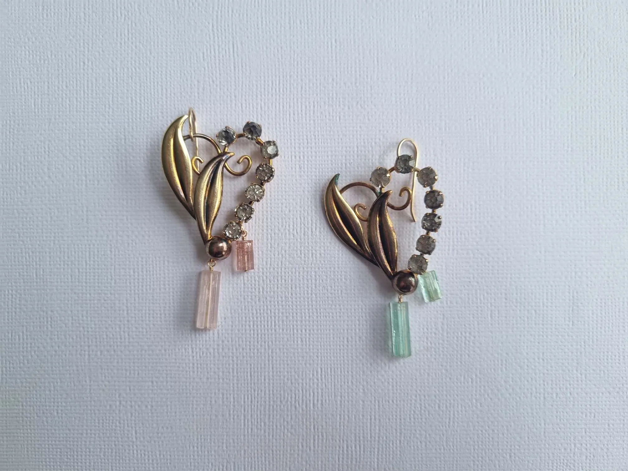 pastel hearts | vintage rhinestone heart pink tourmaline earrings