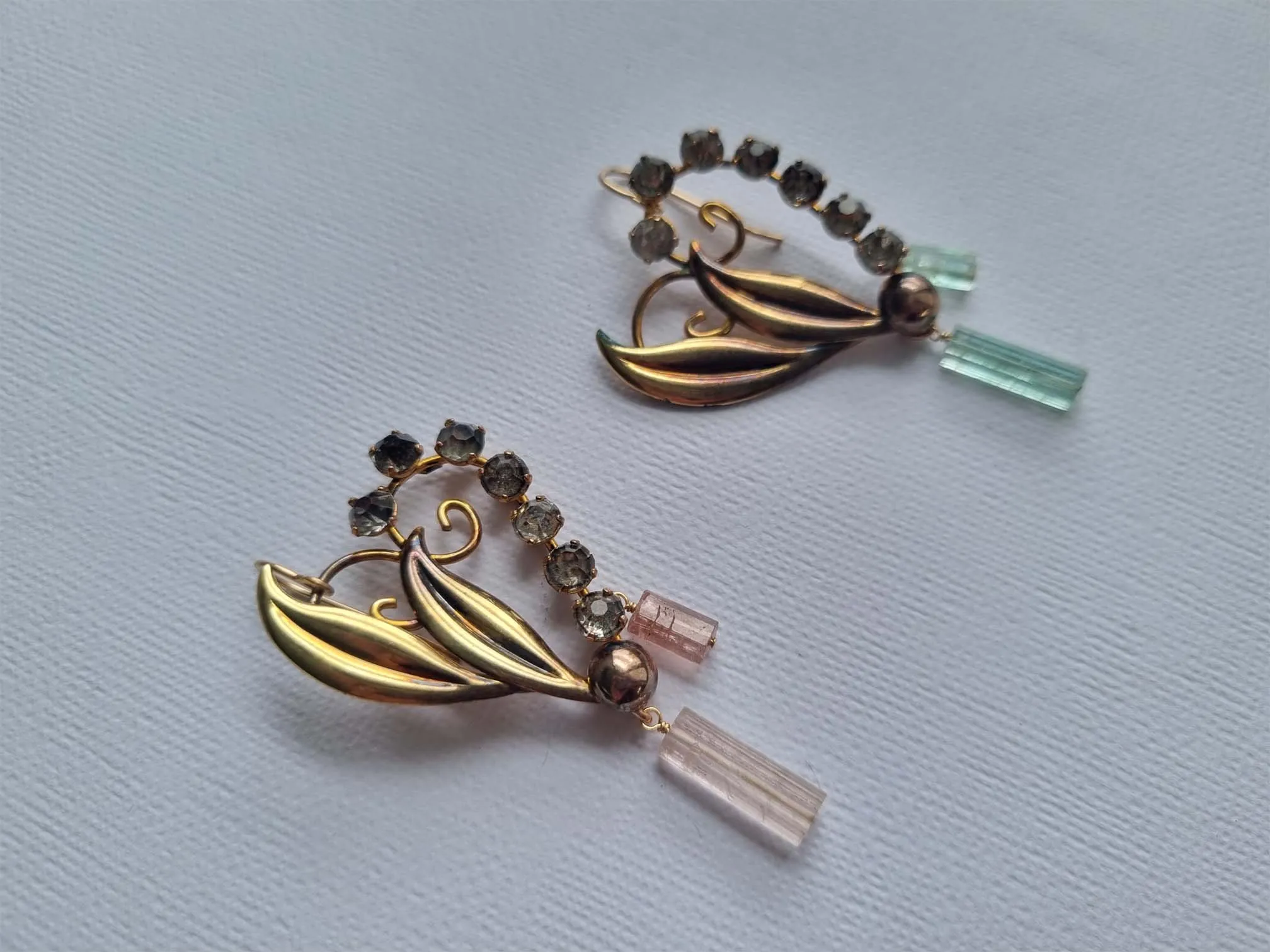 pastel hearts | vintage rhinestone heart pink tourmaline earrings