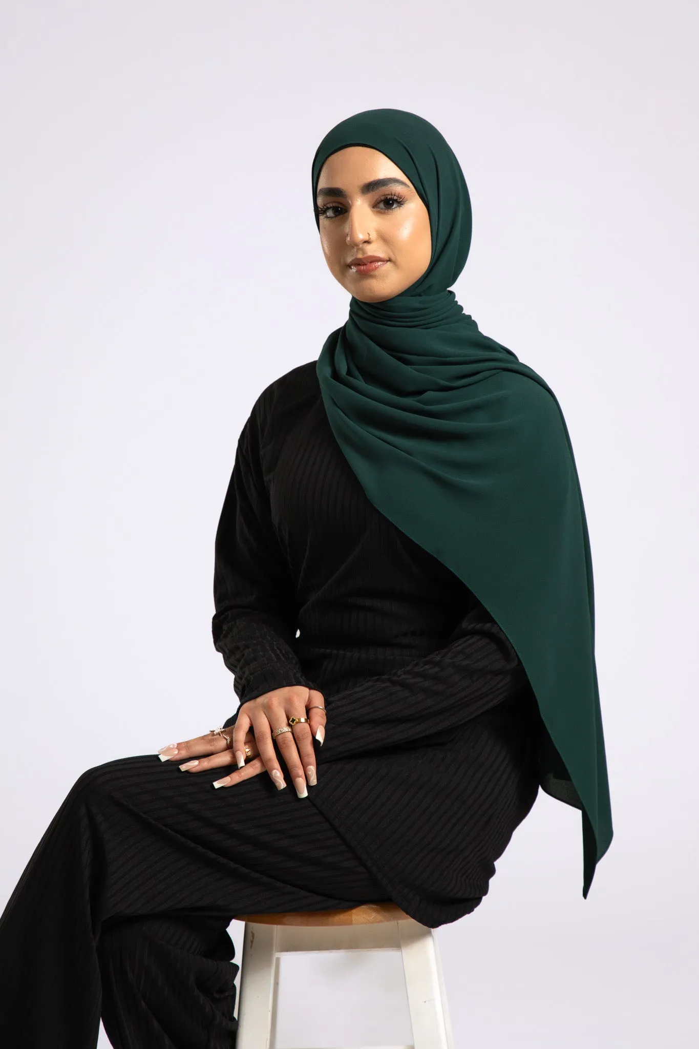 Premium Georgette Crepe Hijab - Emerald Green