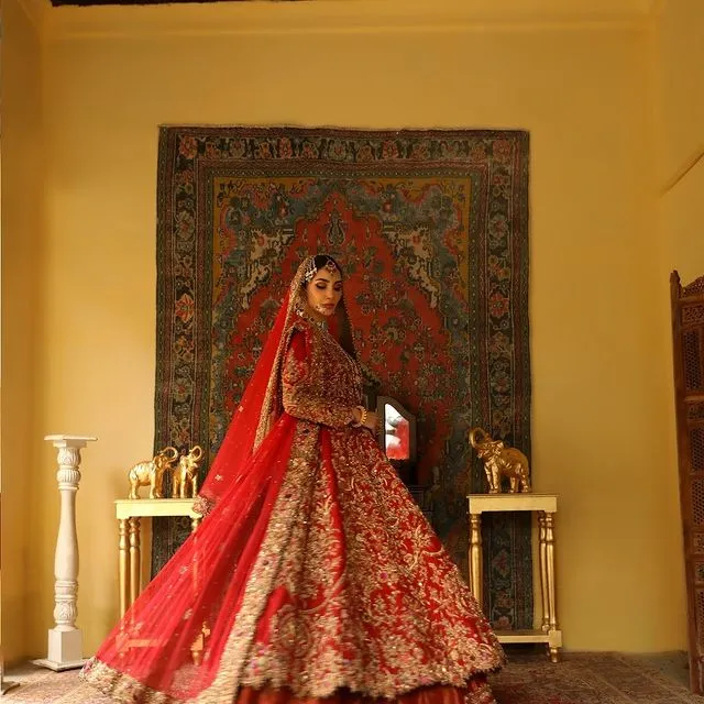 Royal Pishwas Lehenga Red Bridal Pakistani Dress #BS799