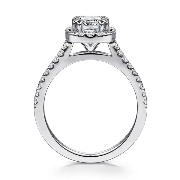 Simple Cushion Halo Diamond Engagement Ring Mounting