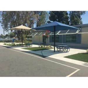 Single Post Pyramid Shade Structure