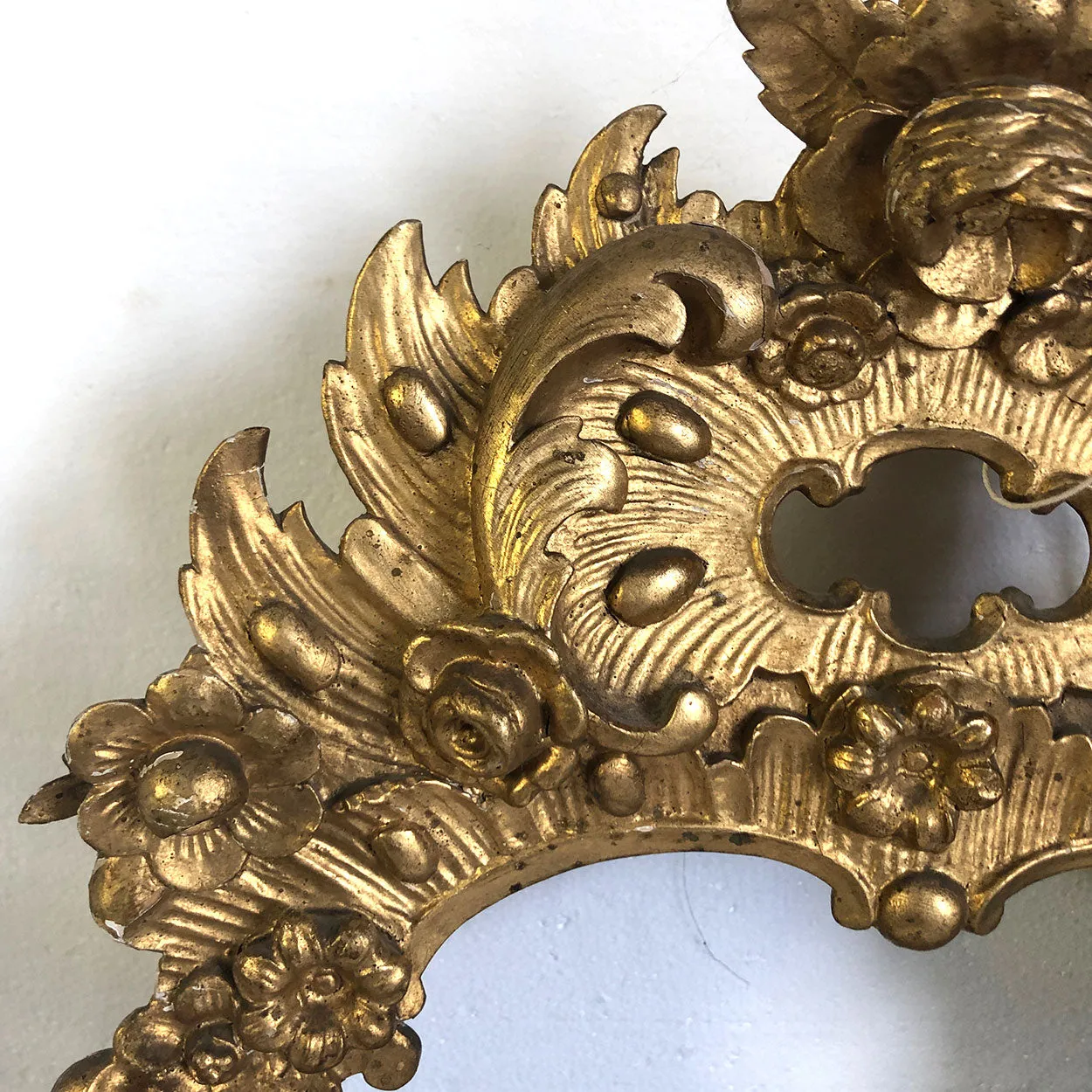 Small Danish Aaholm Castle Rococo Revival Giltwood Triangular Hanging Shelf