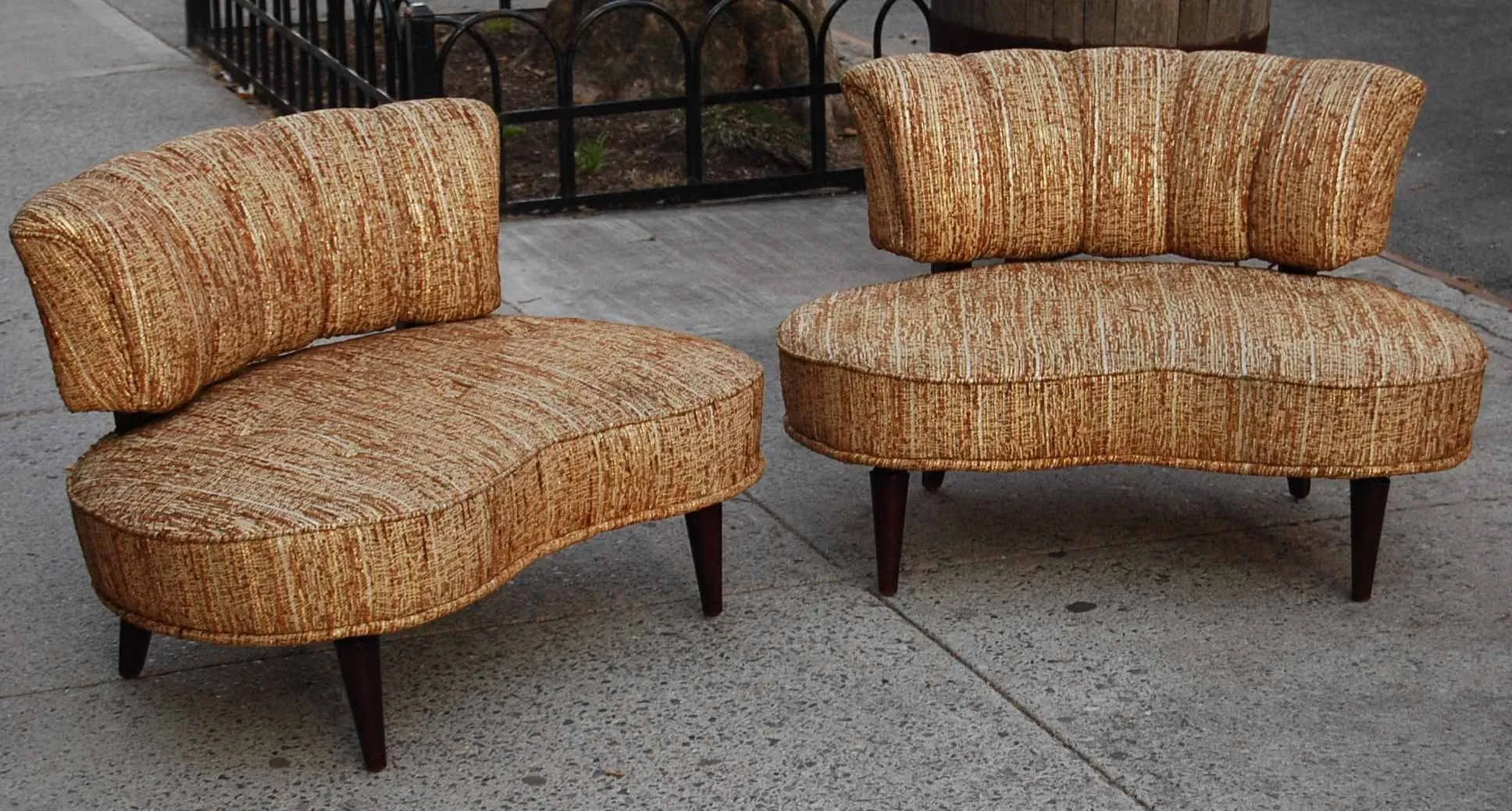 SOLD -- RECONDITIONED GOLD KIDNEY HOLLYWOOD REGENCY MID CENTURY LOVE SEATES