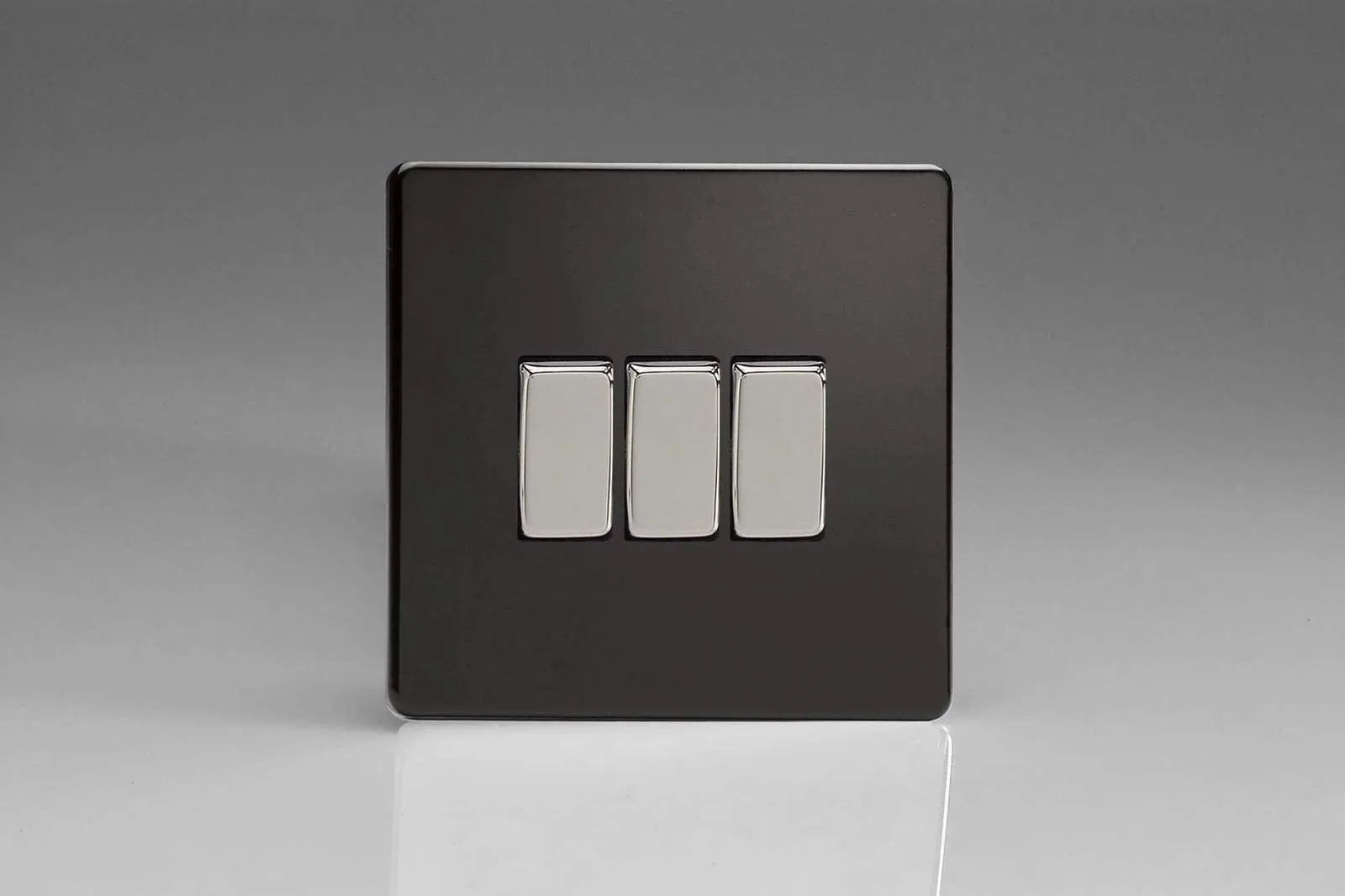 Varilight Screwless Premium Black 3 Gang 10A 1 Or 2 Way Rocker Switch Decorative